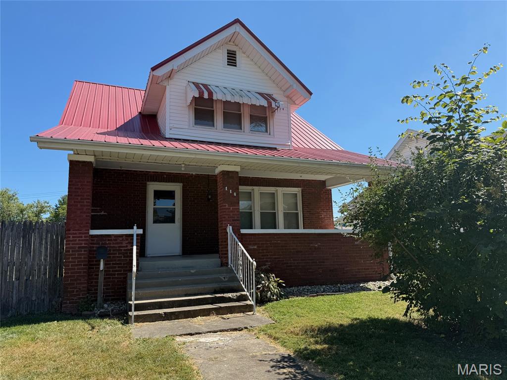 116 S Saint John Street Property Photo 1