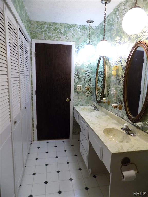 1306 Broadway Street Property Photo 32