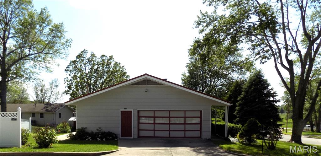1306 Broadway Street Property Photo 49