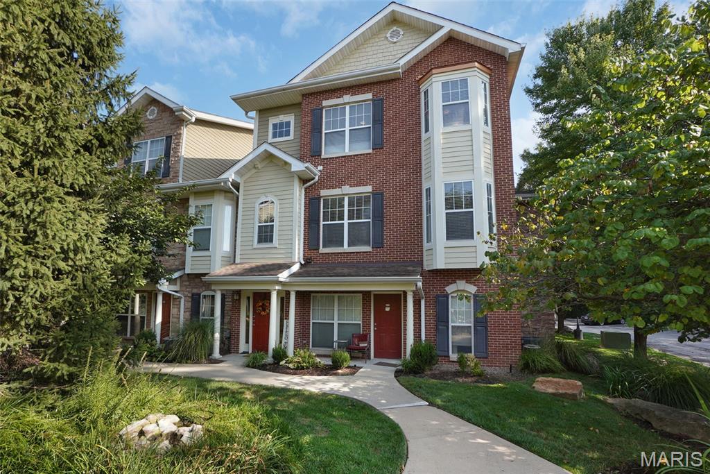 2642 McKnight Crossing Court Property Photo 1