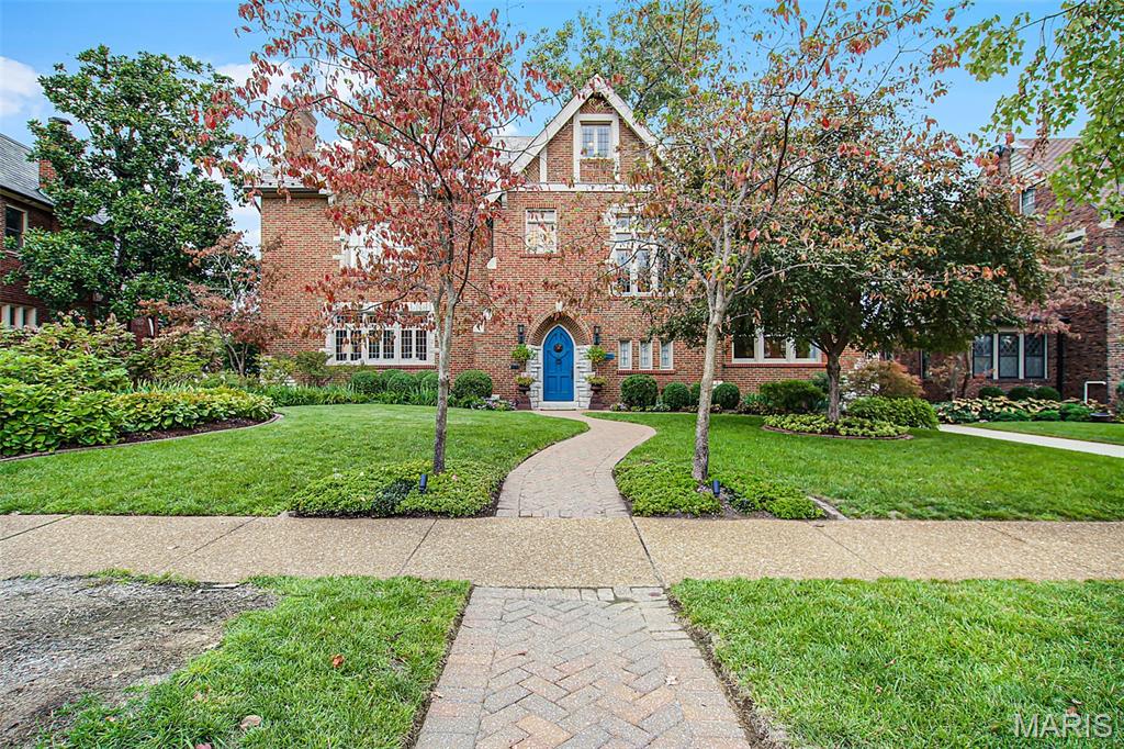 6331 Alexander Drive Property Photo 1