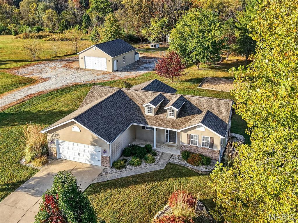 320 Cheryl Court Property Photo 1