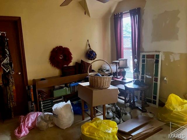 622 W Martin Avenue Property Photo 9