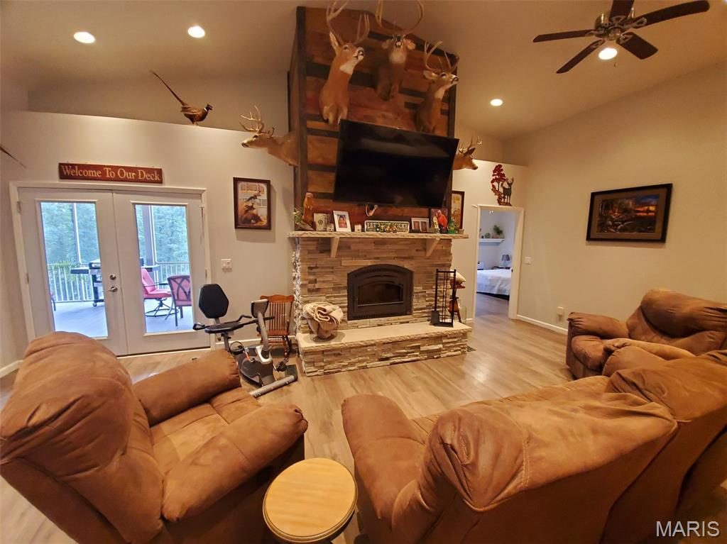 28148 Commanche Trail Property Photo 34