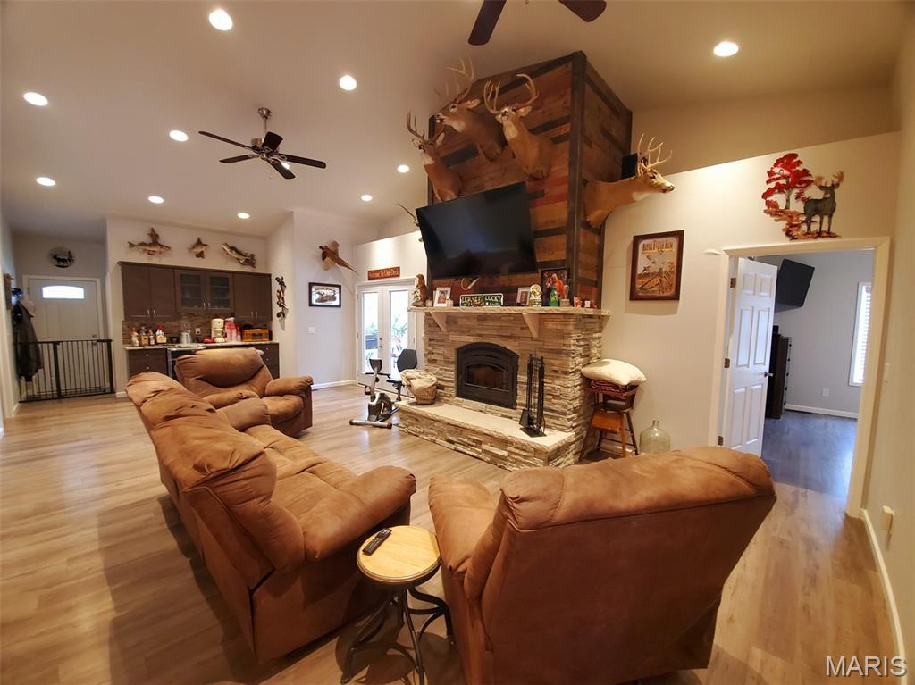 28148 Commanche Trail Property Photo 35