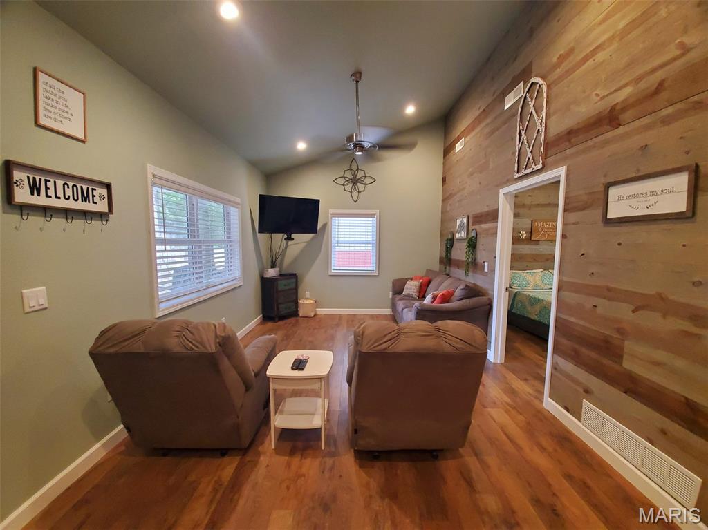 28148 Commanche Trail Property Photo 72