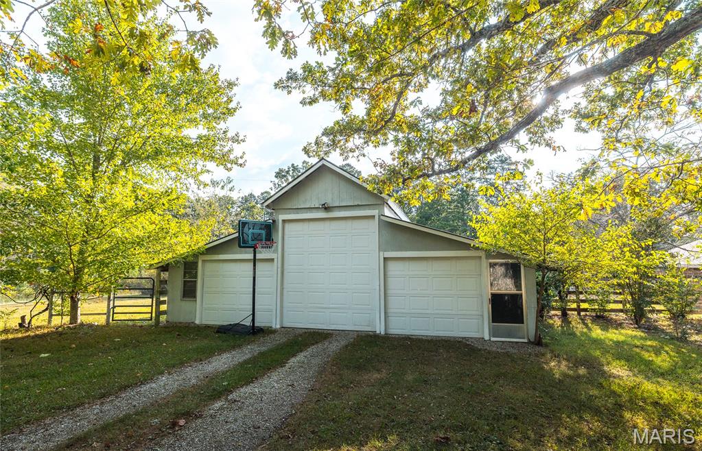 658 Rr 63 Property Photo 38