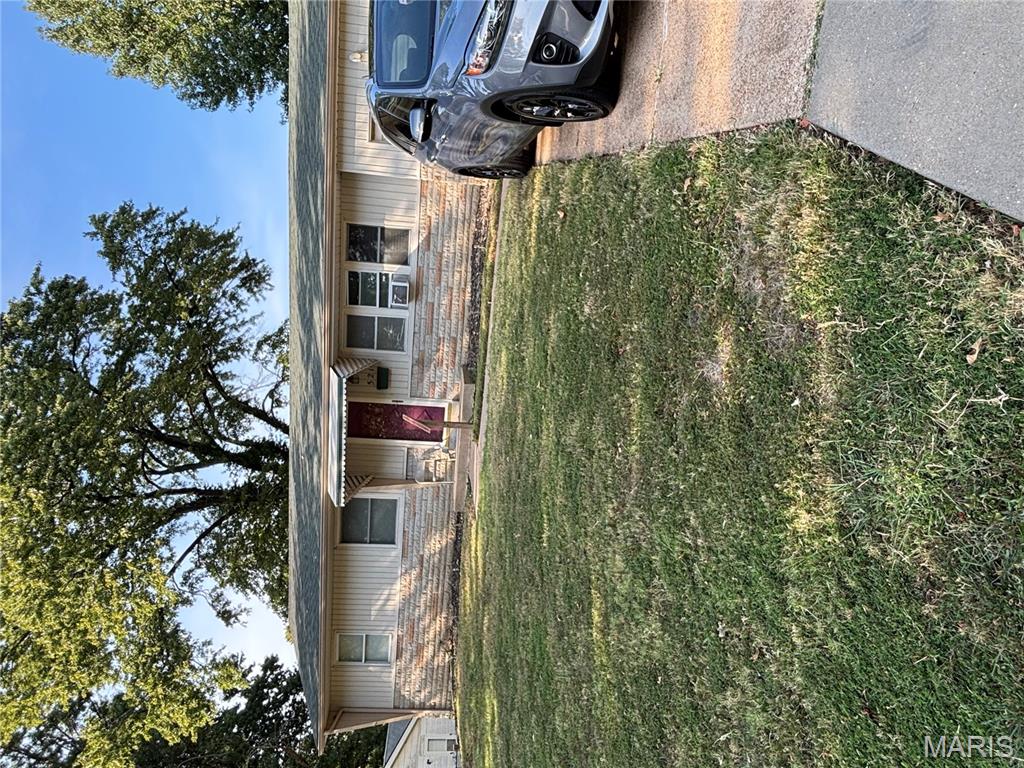 521 Alcove Avenue Property Photo 1