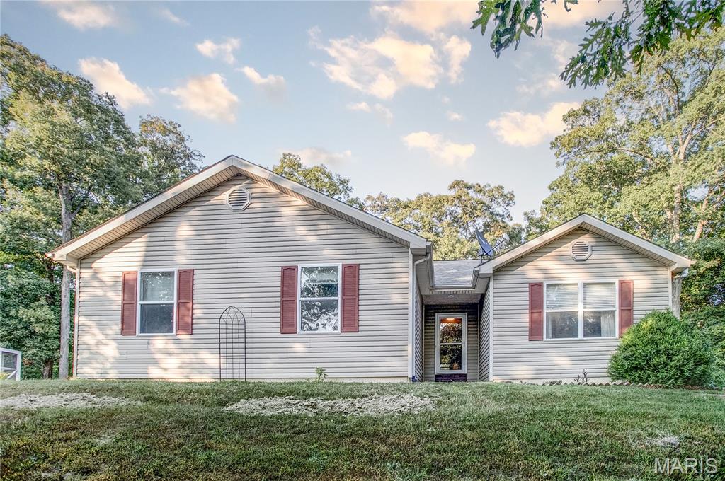 7590 Moulton Road Property Photo 1