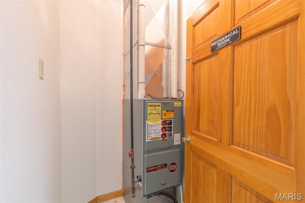 207 E. Front St. Property Photo 37