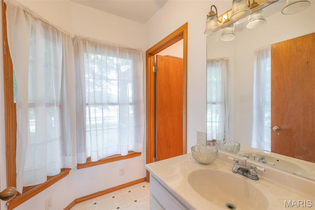207 E. Front St. Property Photo 58