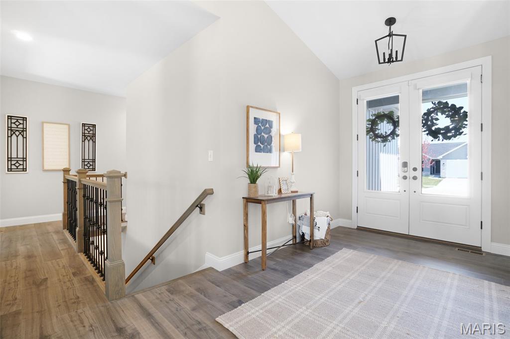 701 Palisades Drive Property Photo 4