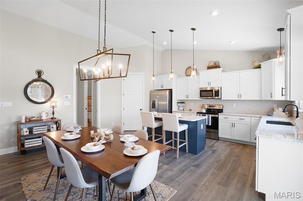 701 Palisades Drive Property Photo 5