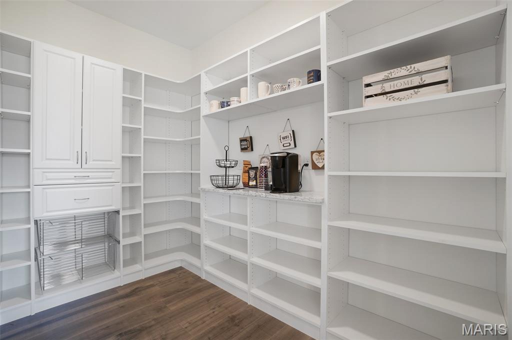 701 Palisades Drive Property Photo 11