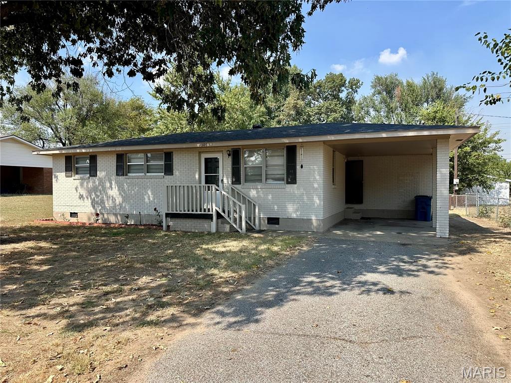 306 Cravens Street Property Photo 1