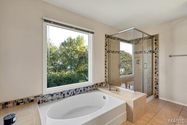 4923 Southridge Park Drive Property Photo 21