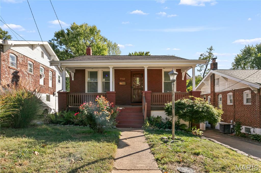 7562 Folk Avenue Property Photo 1