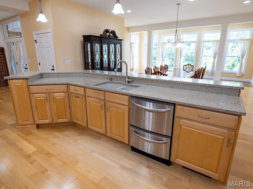 171 Rolling Meadows Property Photo 4