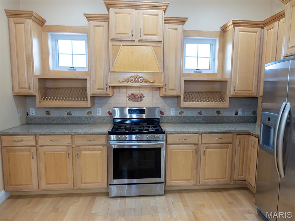 171 Rolling Meadows Property Photo 7