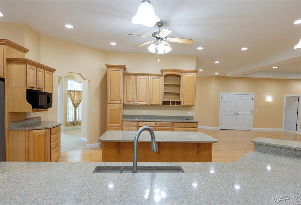 171 Rolling Meadows Property Photo 9
