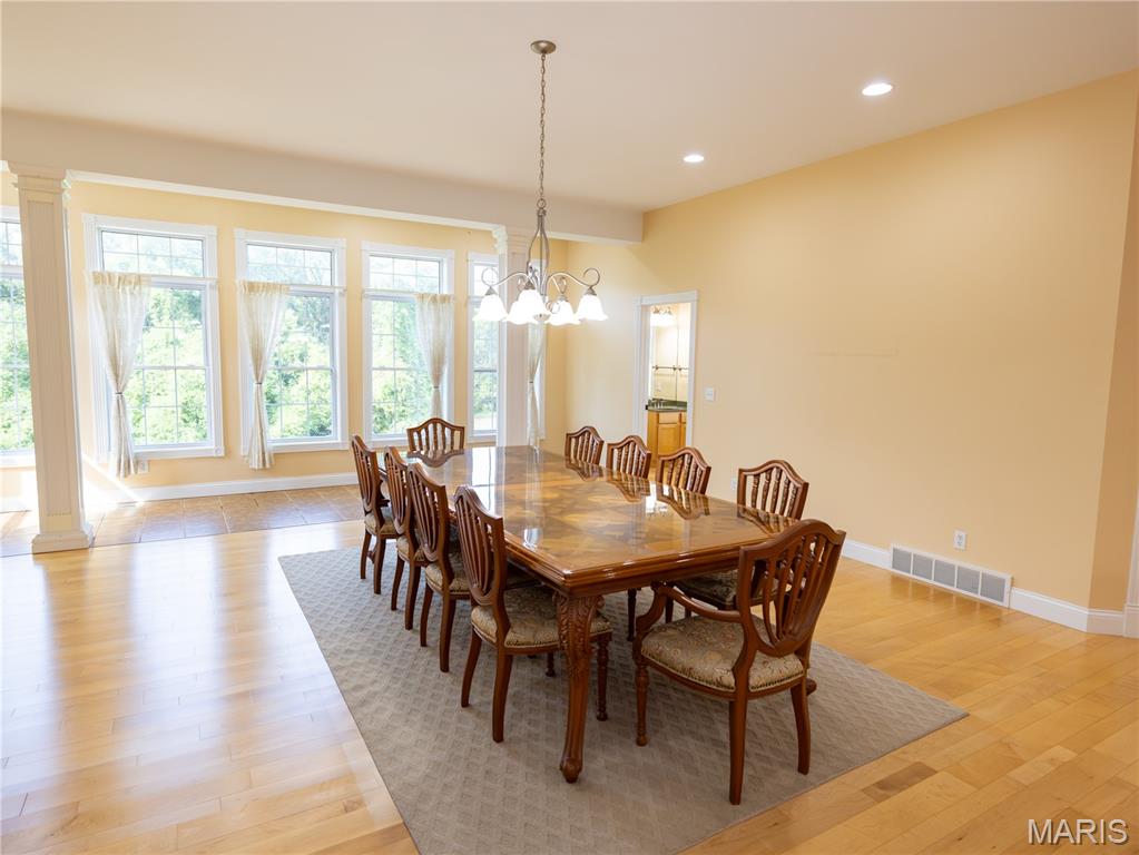 171 Rolling Meadows Property Photo 11