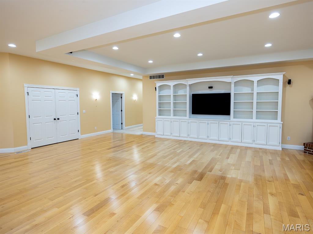 171 Rolling Meadows Property Photo 18