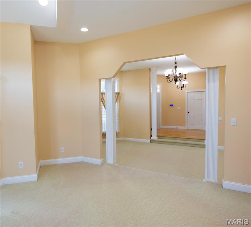 171 Rolling Meadows Property Photo 22