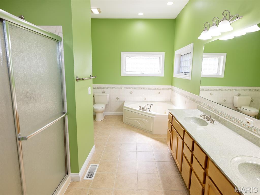 171 Rolling Meadows Property Photo 30