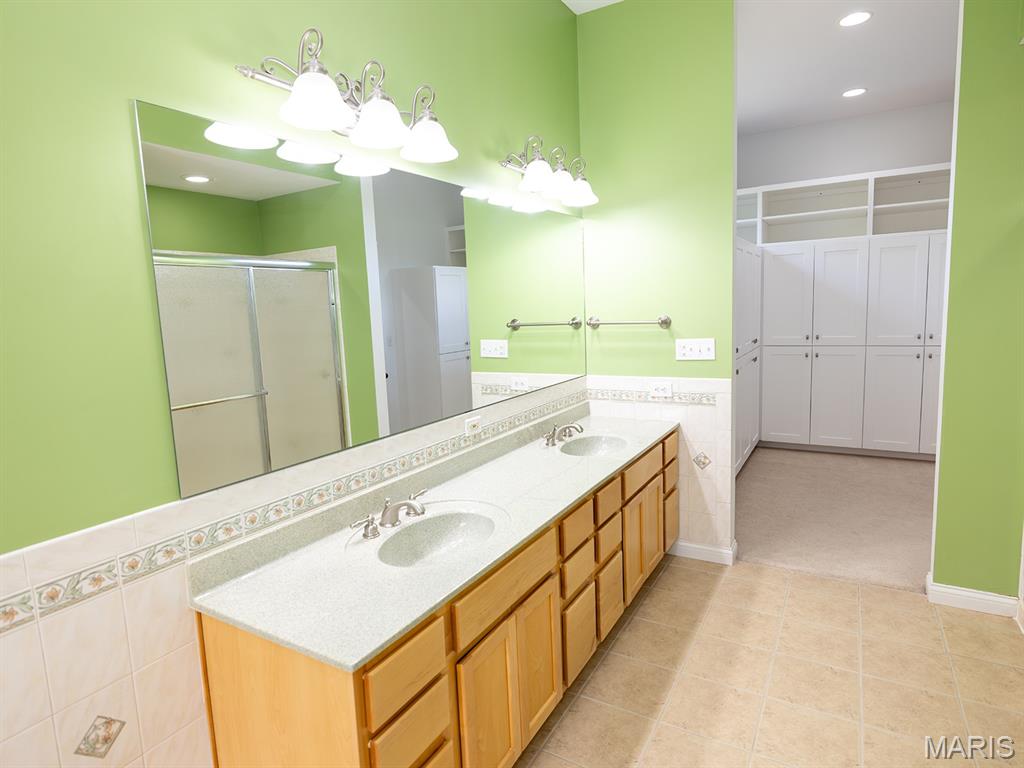 171 Rolling Meadows Property Photo 31
