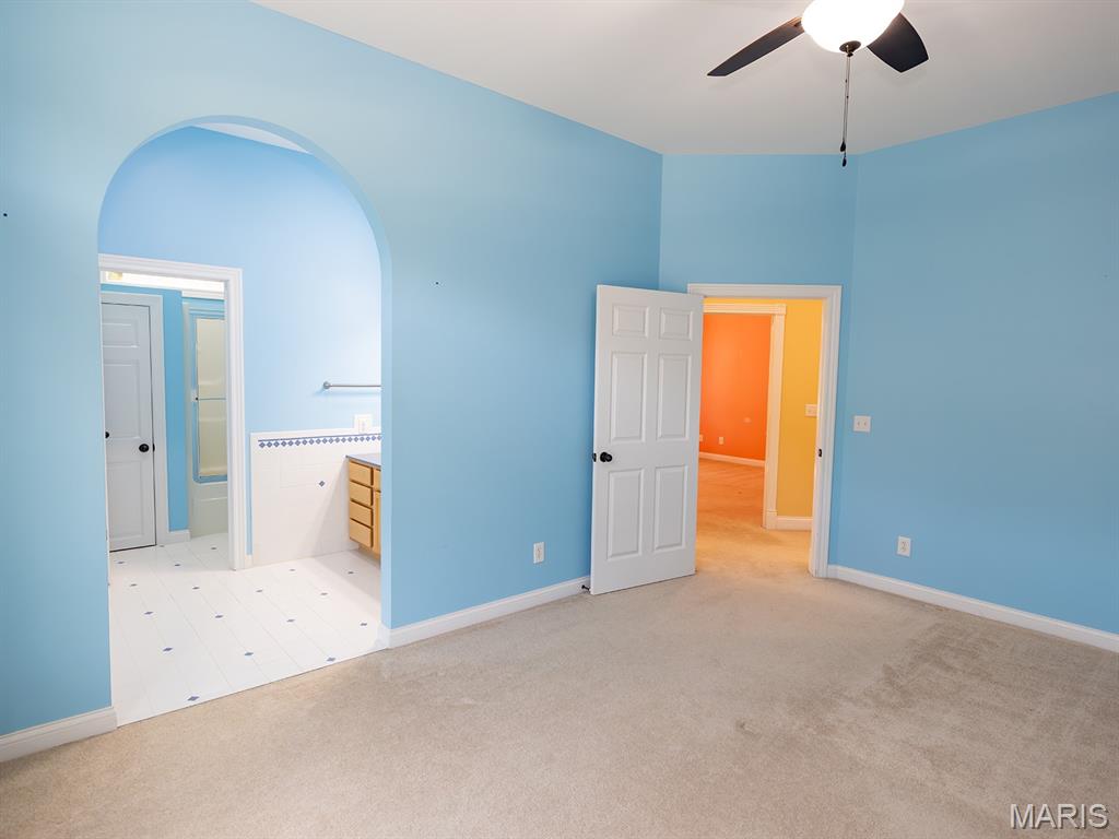 171 Rolling Meadows Property Photo 39