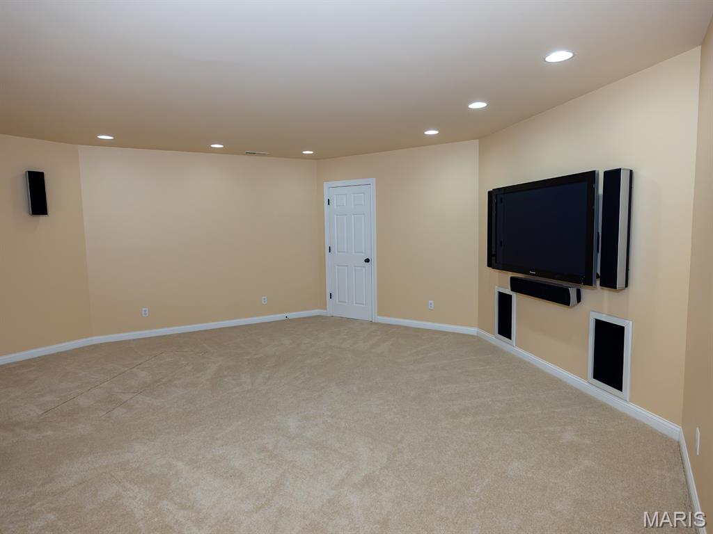 171 Rolling Meadows Property Photo 48
