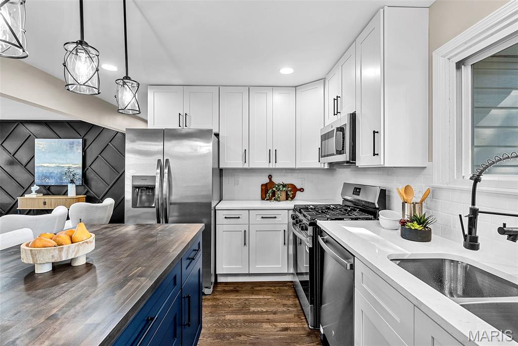 10300 Saint Katherine Lane Property Photo 1