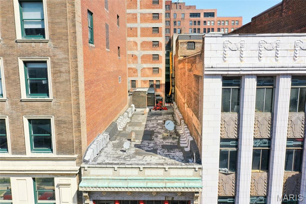 1011 Olive Street Property Photo 3
