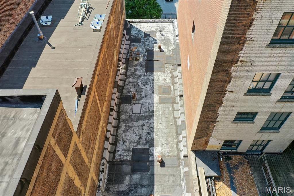 1011 Olive Street Property Photo 4
