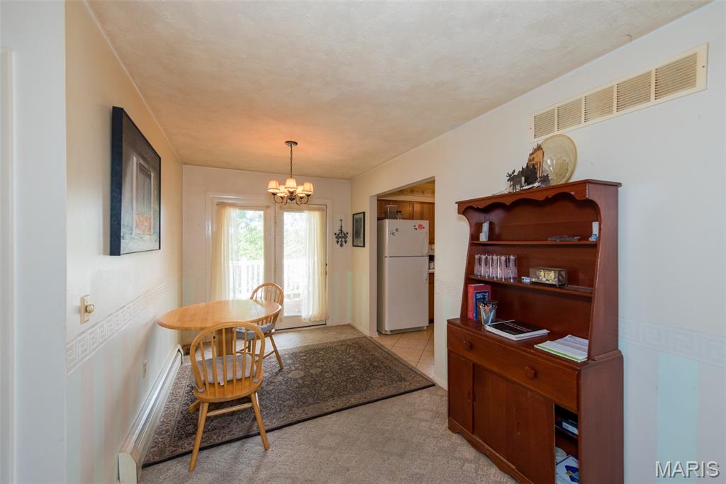 613 W State Street Property Photo 11