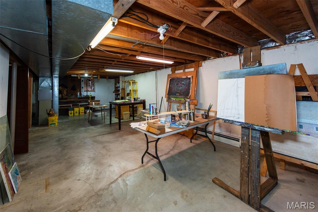613 W State Street Property Photo 21