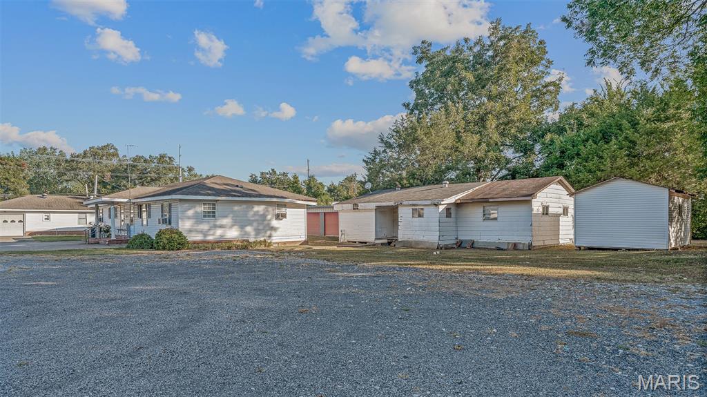 510 N Walnut Street Property Photo 12