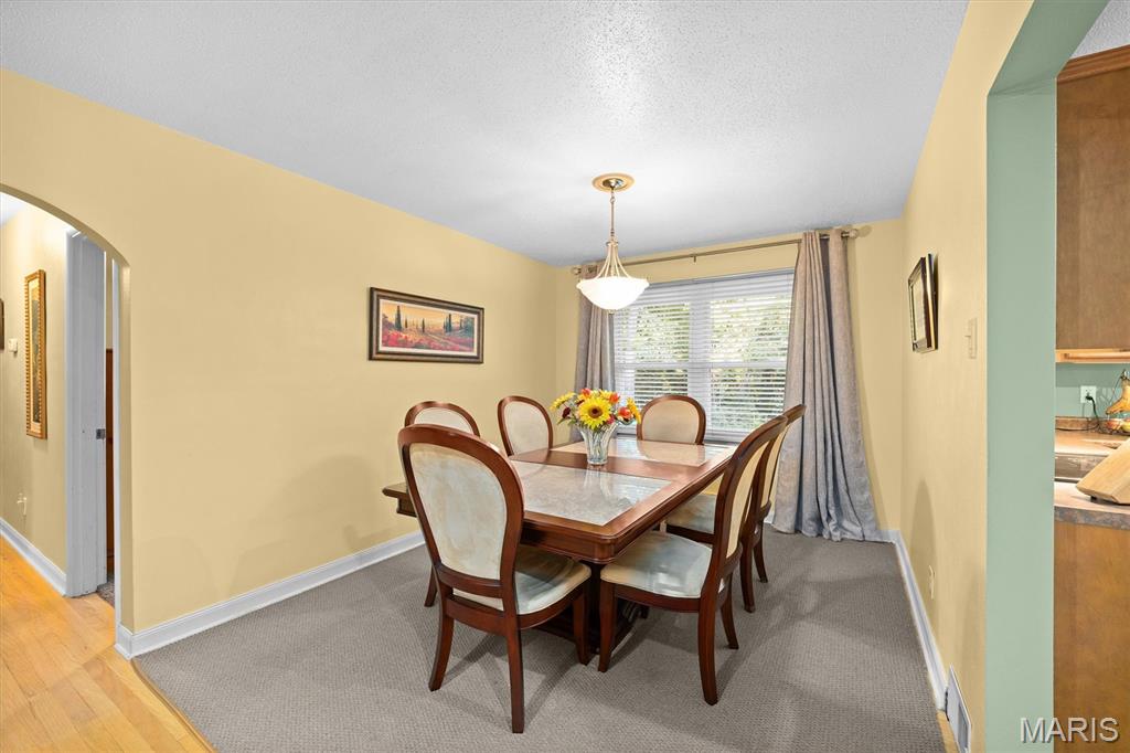 671 Glen Crossing Road Property Photo 18