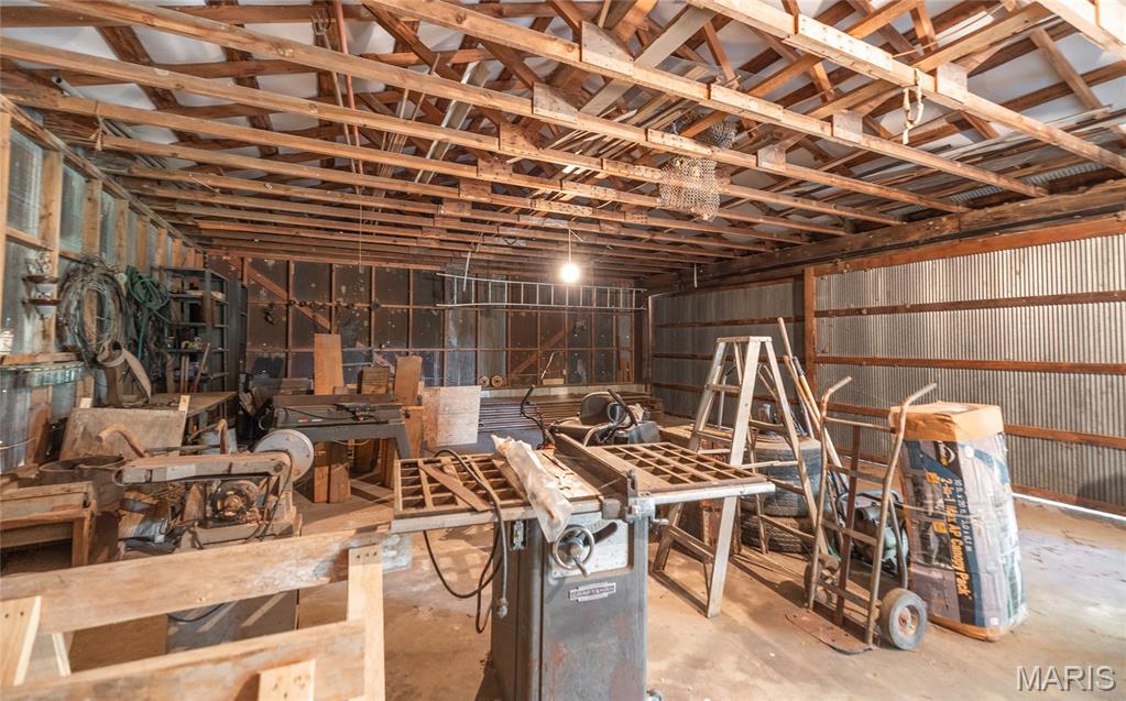 15406 State Route H Property Photo 8