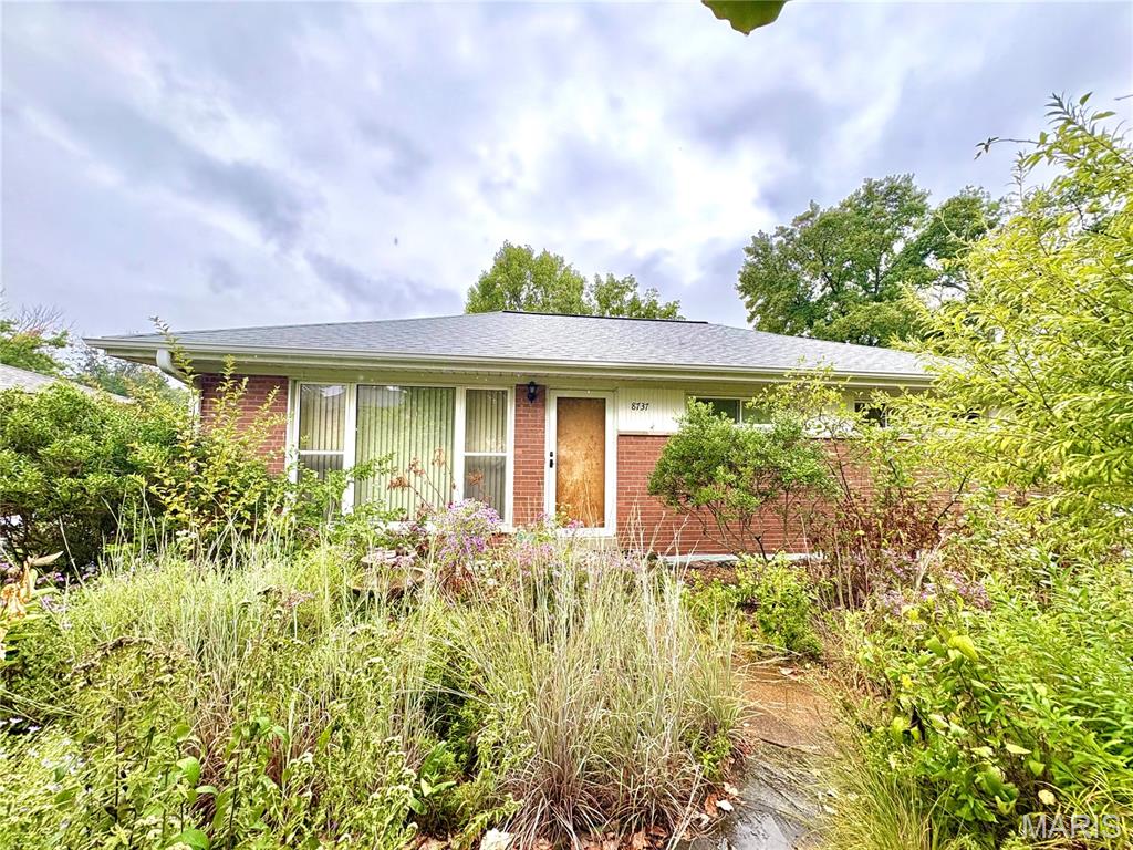 8737 Villa Crest Drive Property Photo