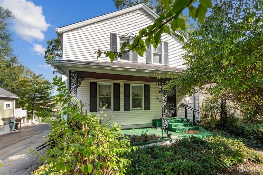 2438 Annalee Avenue Property Photo 1