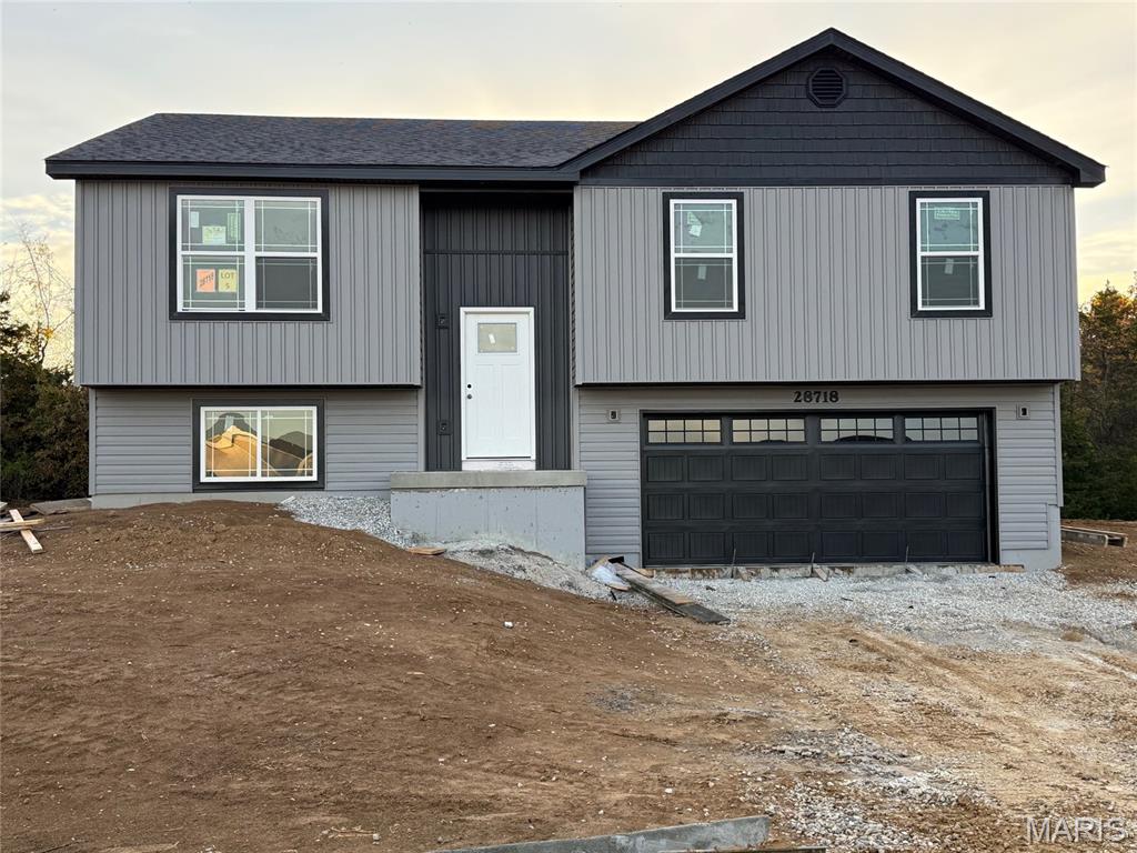 28718 Woodland Heights Drive Property Photo 1