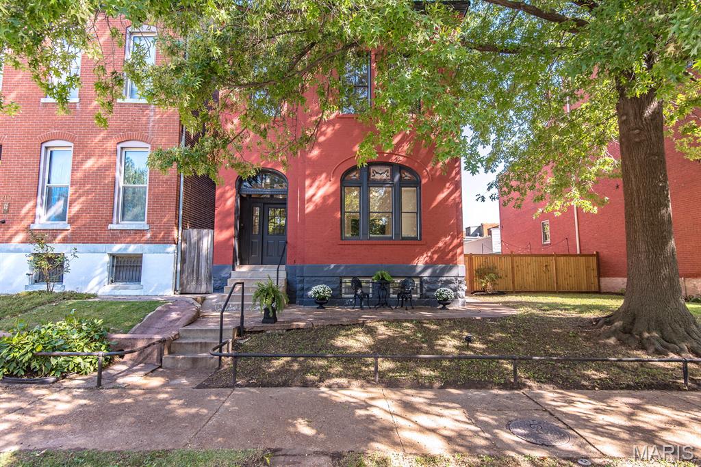 2115 Arsenal Street Property Photo