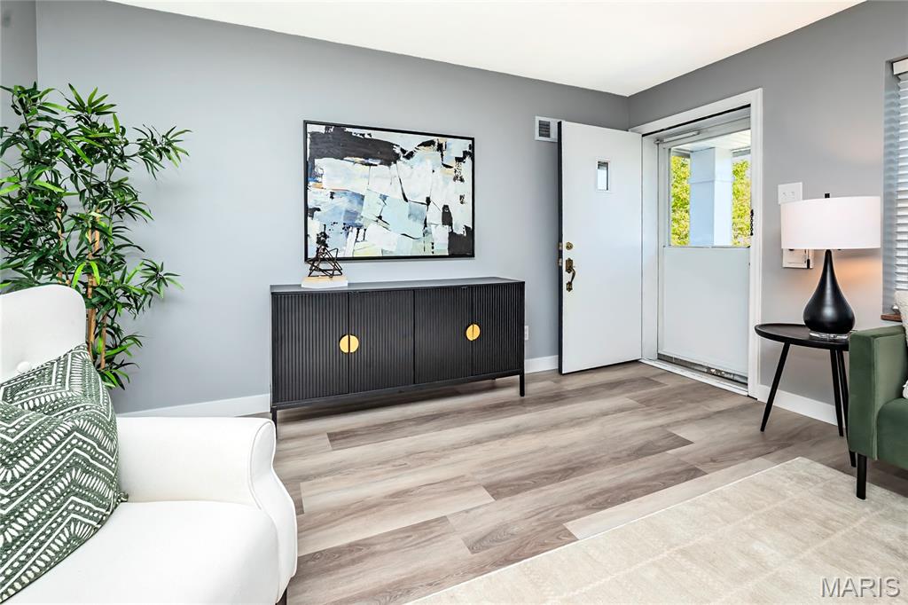 5614 Bancroft Avenue Property Photo 5