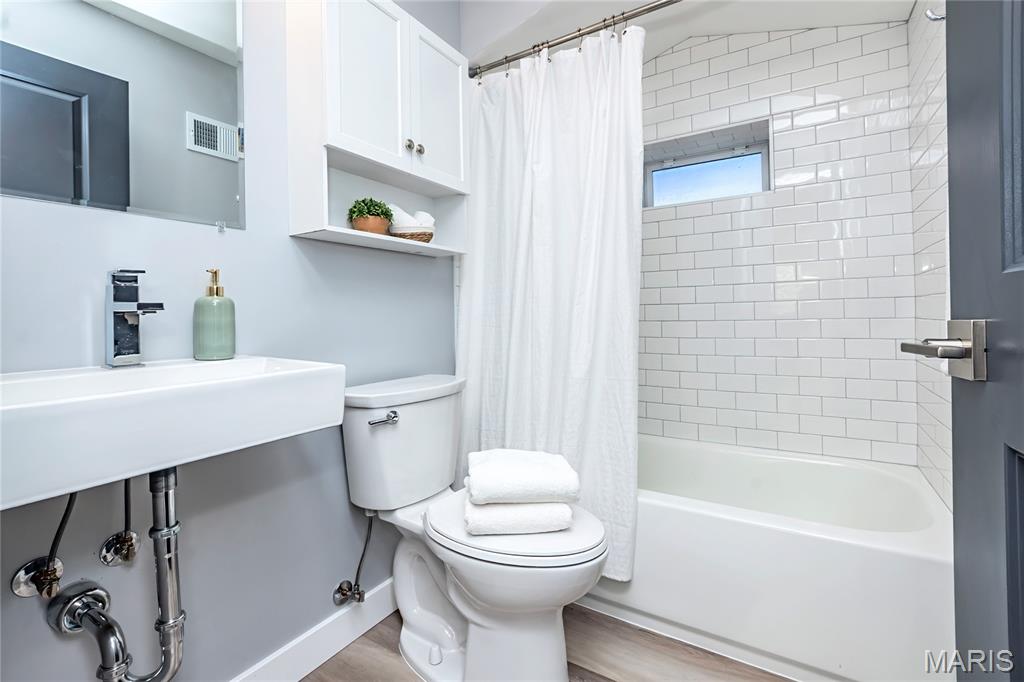 5614 Bancroft Avenue Property Photo 21