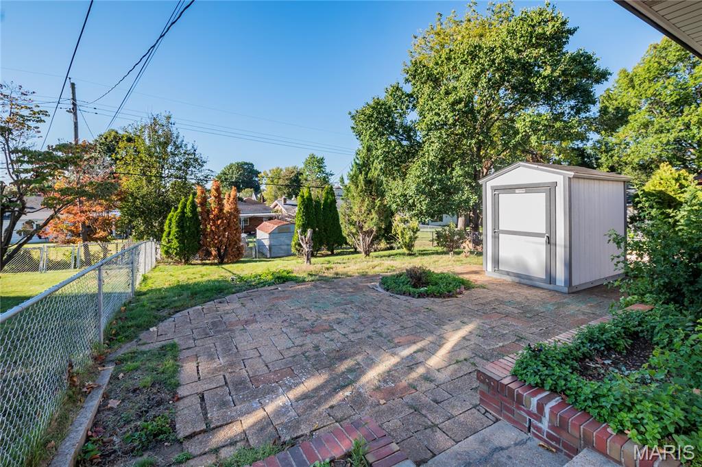 5614 Bancroft Avenue Property Photo 28