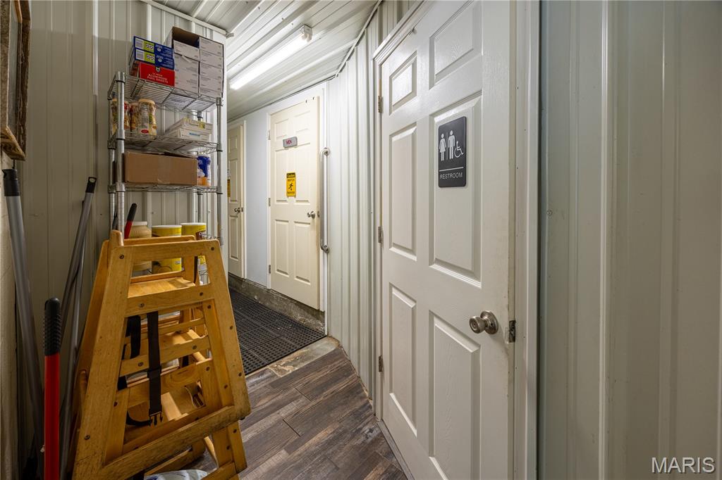 4053 State Highway E Property Photo 12
