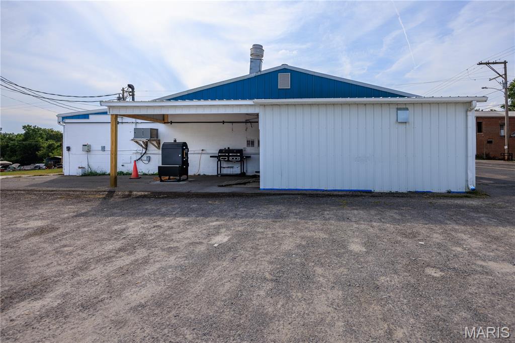 4053 State Highway E Property Photo 33
