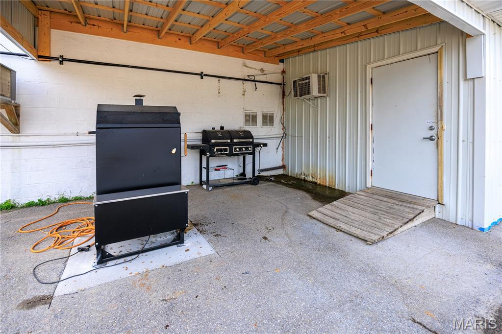 4053 State Highway E Property Photo 35