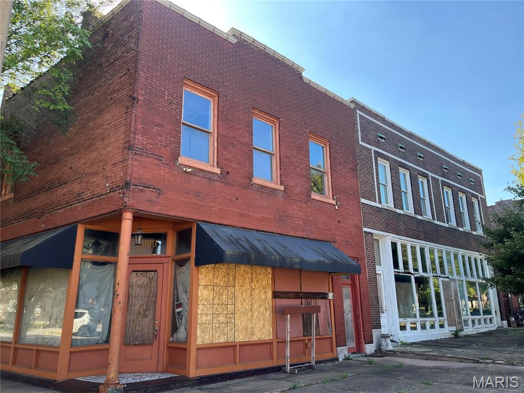 2000 Geyer Avenue Property Photo 1